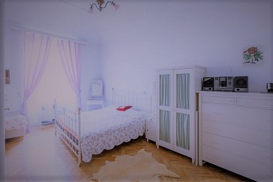 ピンクのカーテンとroom-2 (2).jpg