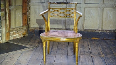 antique-chair-0.jpg